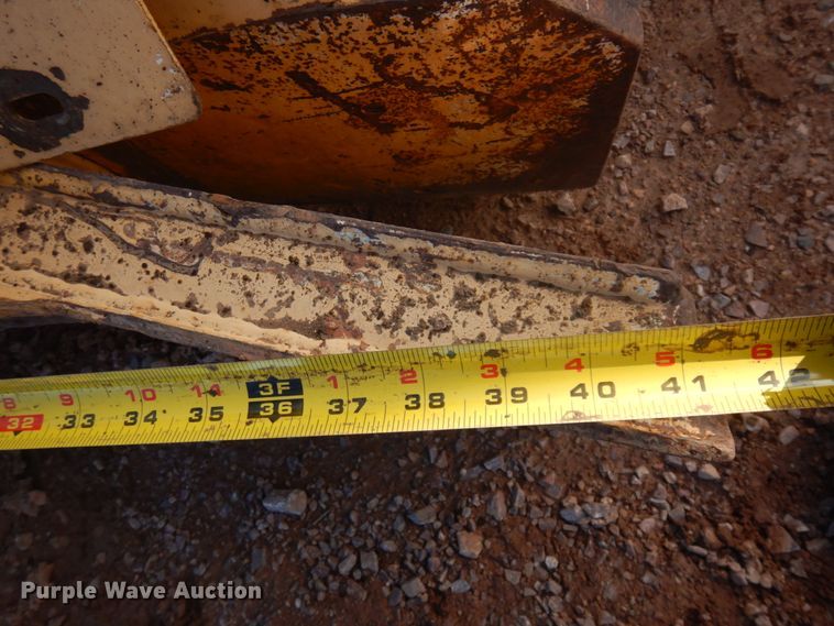 image for item JZ9817 (2) single drum vibratory rollers