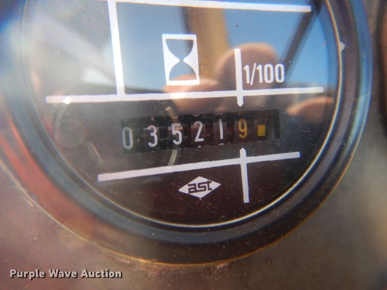 image for item JZ9817 (2) single drum vibratory rollers