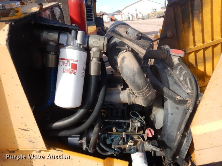 image for item JZ9817 (2) single drum vibratory rollers