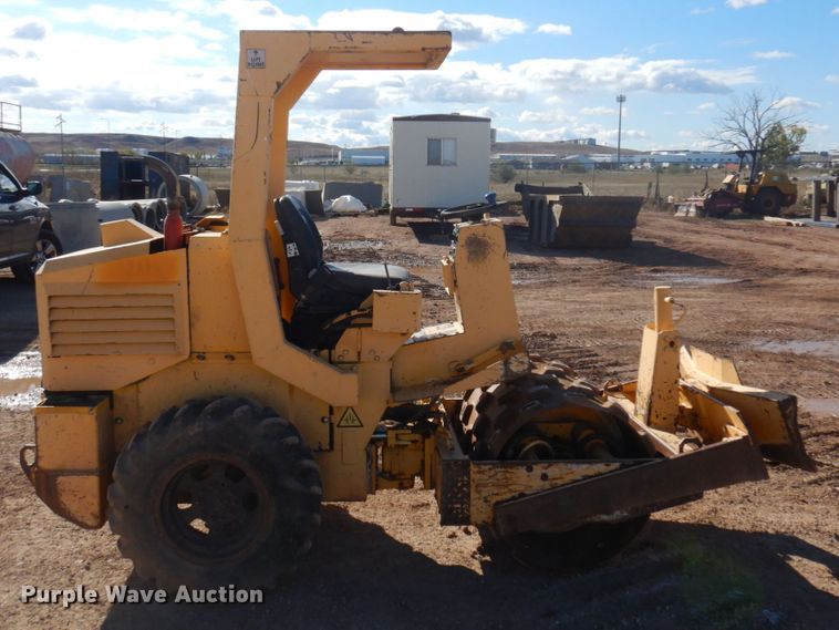 image for item JZ9819 2006 Rammax P35K2B  single drum vibratory roller