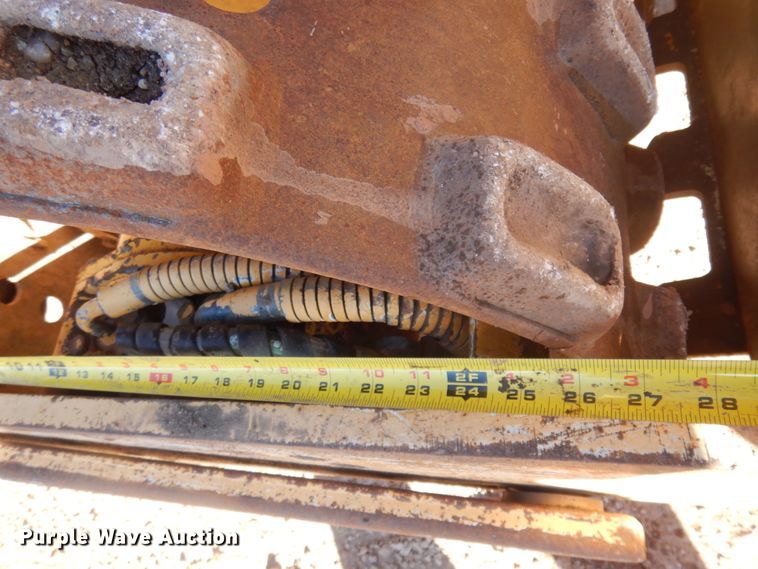 image for item JZ9819 2006 Rammax P35K2B  single drum vibratory roller