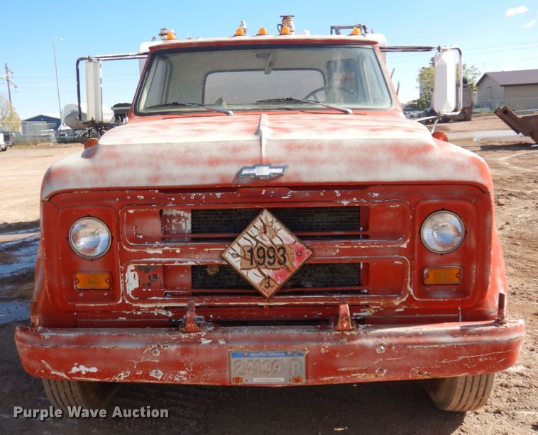 image for item JZ9820 Chevrolet C60  utility / service truck