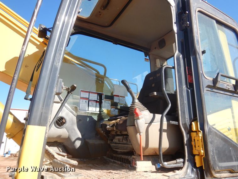 image for item JZ9821 2012 Komatsu PC360LC-10  excavator