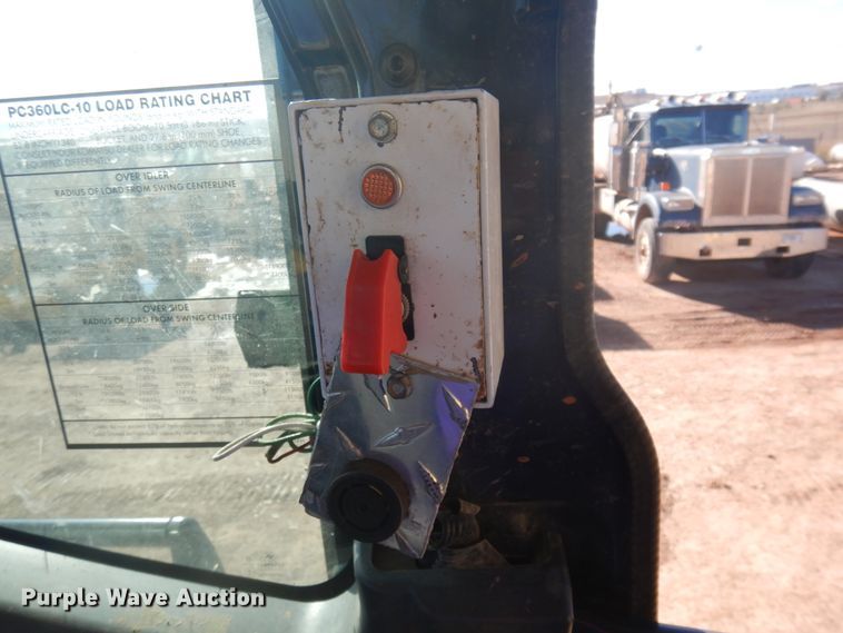 image for item JZ9821 2012 Komatsu PC360LC-10  excavator