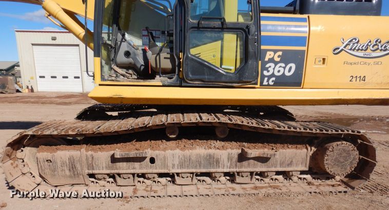 image for item JZ9821 2012 Komatsu PC360LC-10  excavator