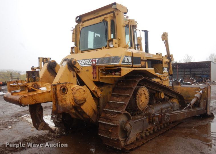 image for item JZ9824 1987 Caterpillar D7H  dozer