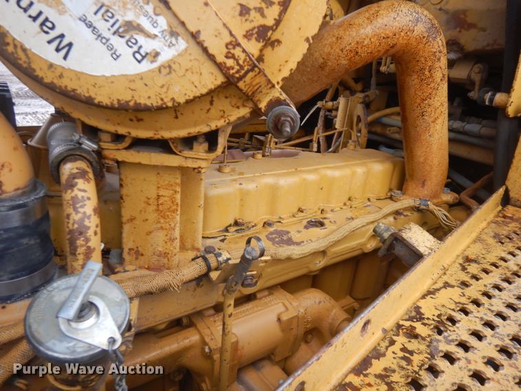 image for item JZ9824 1987 Caterpillar D7H  dozer