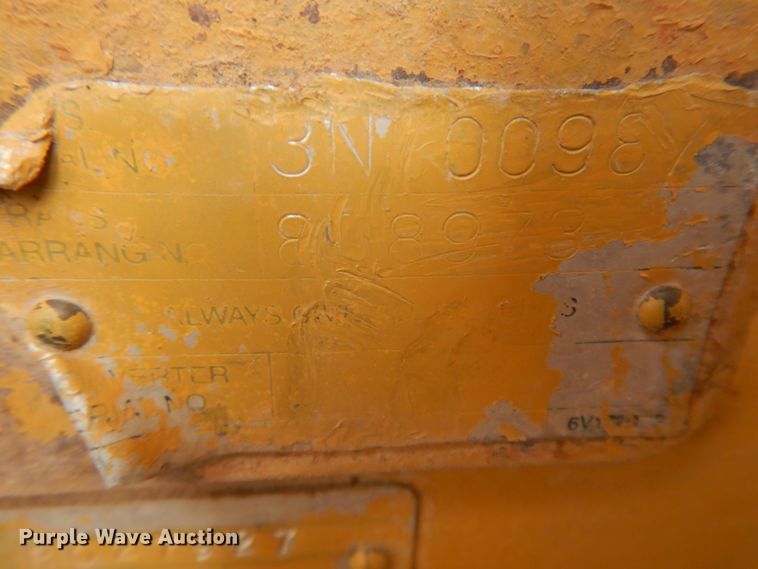 image for item JZ9824 1987 Caterpillar D7H  dozer