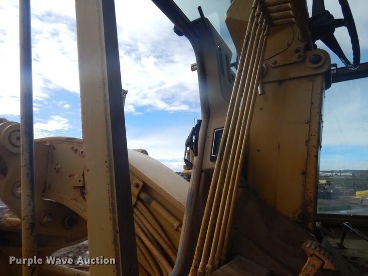 image for item JZ9827 1987 Caterpillar 140G  motor grader