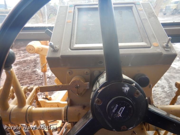 image for item JZ9827 1987 Caterpillar 140G  motor grader