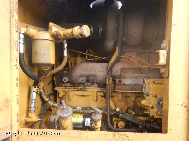 image for item JZ9827 1987 Caterpillar 140G  motor grader