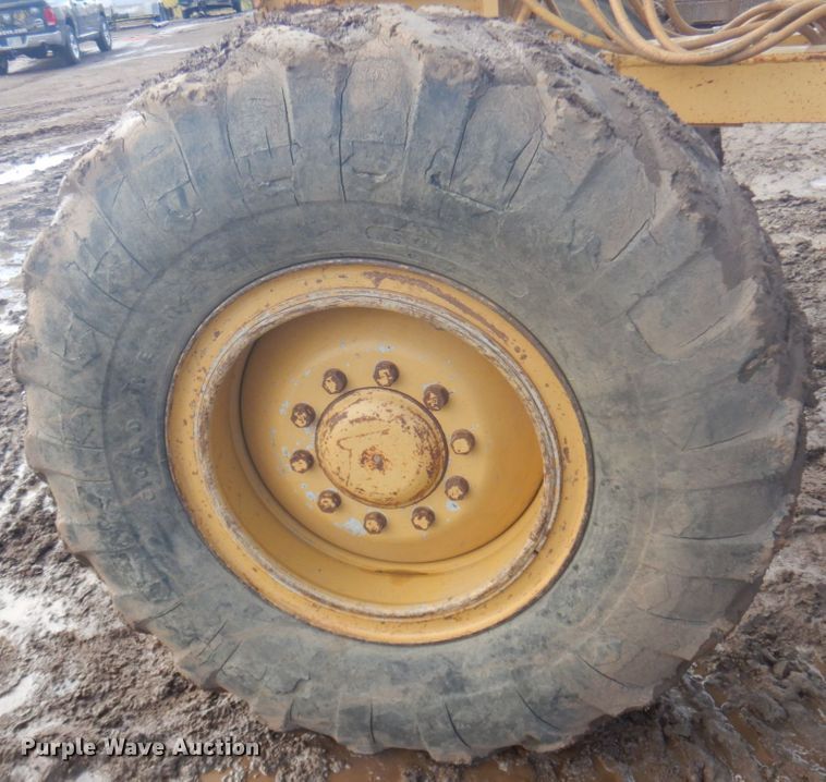 image for item JZ9827 1987 Caterpillar 140G  motor grader