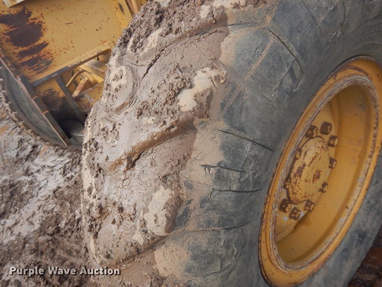 image for item JZ9827 1987 Caterpillar 140G  motor grader