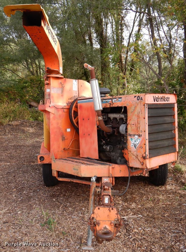 image for item KA9453 Vermeer BC1250A  wood chipper