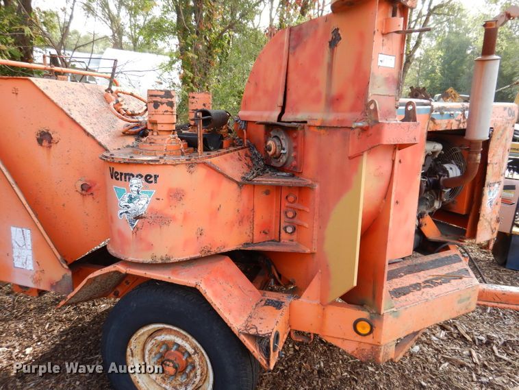 image for item KA9453 Vermeer BC1250A  wood chipper