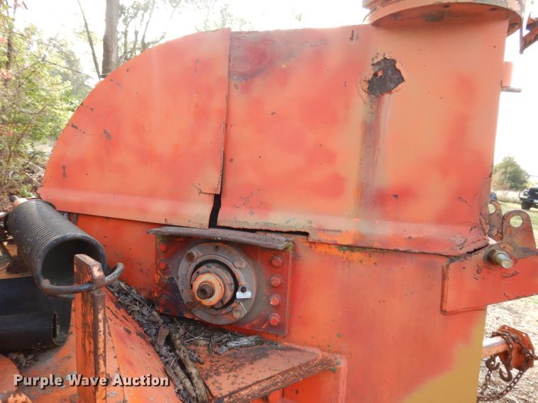 image for item KA9453 Vermeer BC1250A  wood chipper