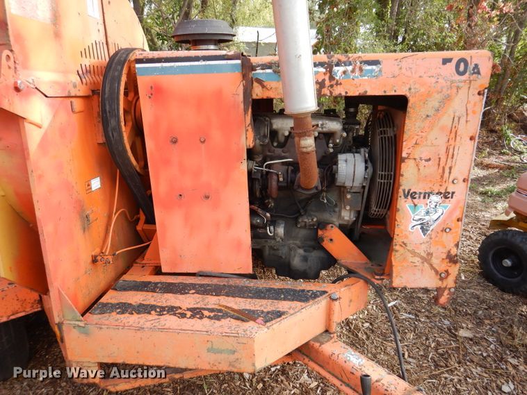 image for item KA9453 Vermeer BC1250A  wood chipper