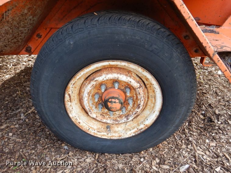image for item KA9453 Vermeer BC1250A  wood chipper