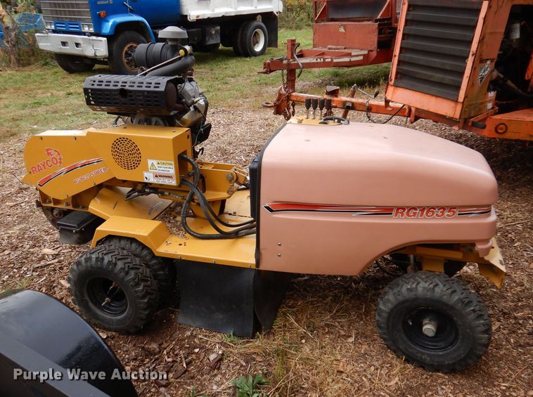 image for item KA9454 2010 Rayco RG1635 Super Jr.  stump grinder