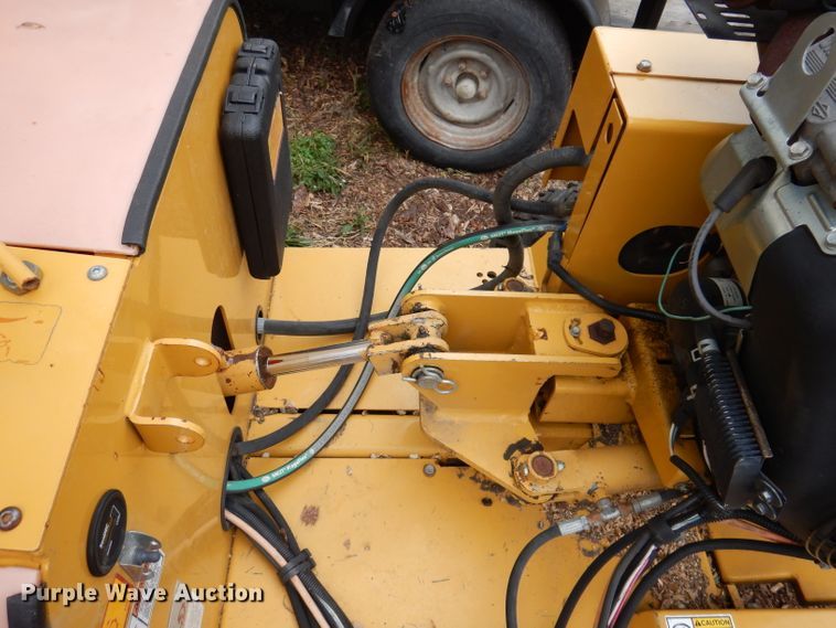 image for item KA9454 2010 Rayco RG1635 Super Jr.  stump grinder