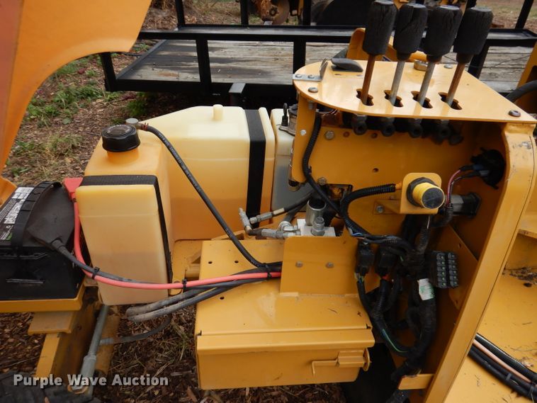 image for item KA9454 2010 Rayco RG1635 Super Jr.  stump grinder