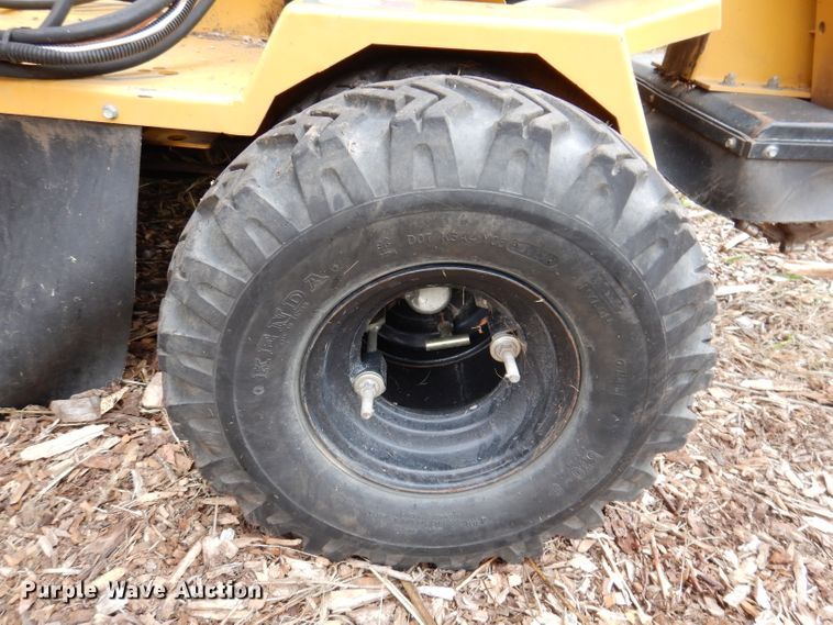 image for item KA9454 2010 Rayco RG1635 Super Jr.  stump grinder