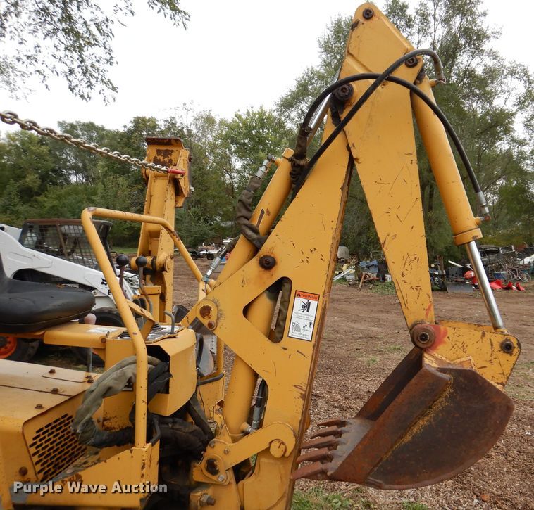 image for item KA9456 1997 Vermeer V3550A  trencher