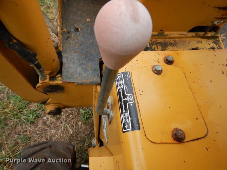 image for item KA9456 1997 Vermeer V3550A  trencher