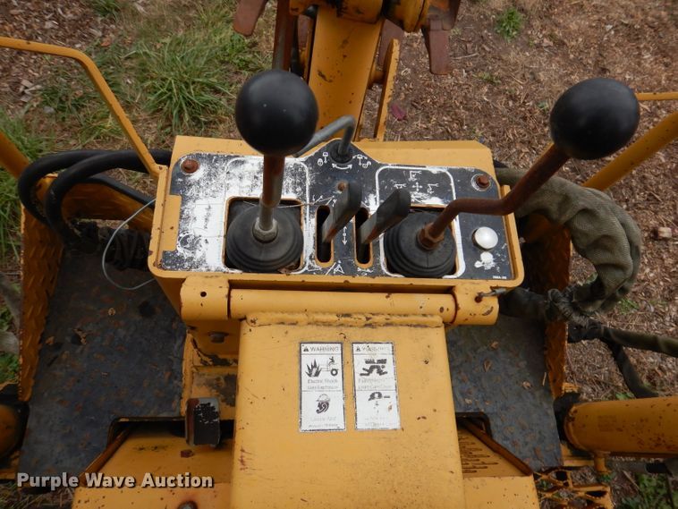 image for item KA9456 1997 Vermeer V3550A  trencher