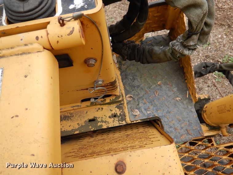 image for item KA9456 1997 Vermeer V3550A  trencher