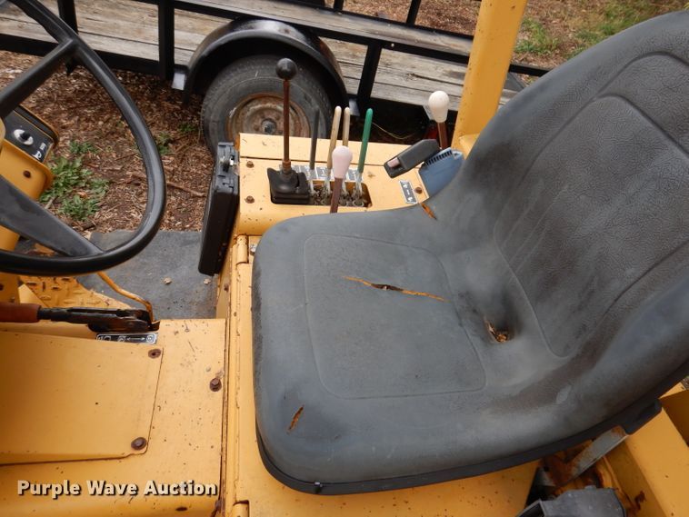 image for item KA9456 1997 Vermeer V3550A  trencher