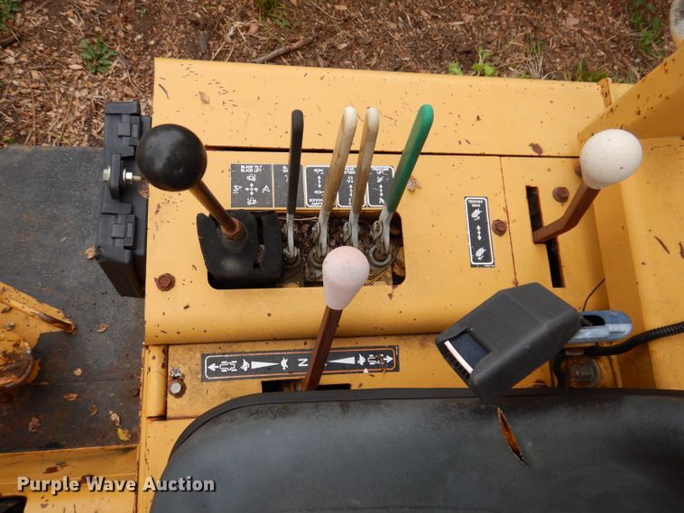 image for item KA9456 1997 Vermeer V3550A  trencher