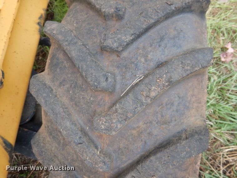 image for item KA9456 1997 Vermeer V3550A  trencher