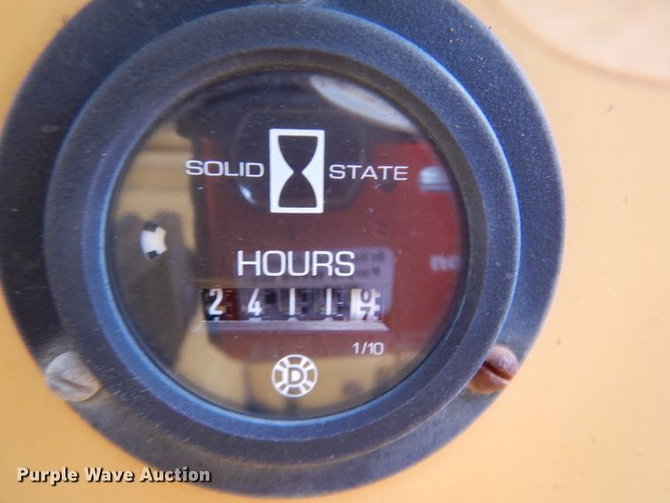 image for item KA9456 1997 Vermeer V3550A  trencher