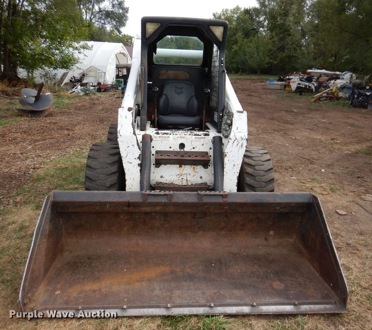 image for item KA9459 2002 Bobcat S250  skid steer loader