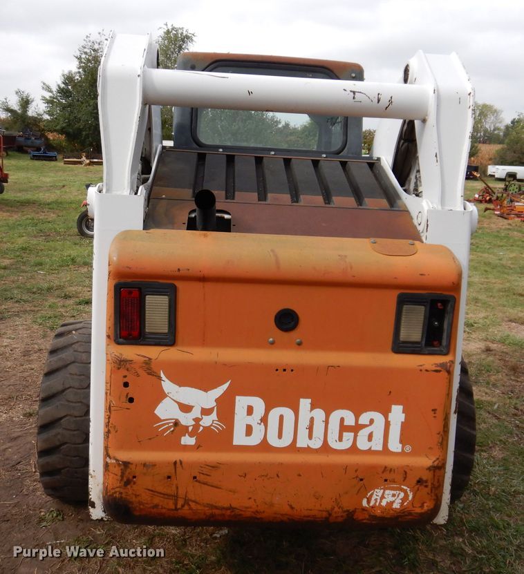 image for item KA9459 2002 Bobcat S250  skid steer loader