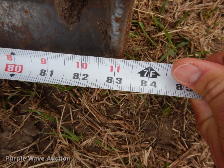 image for item KA9459 2002 Bobcat S250  skid steer loader