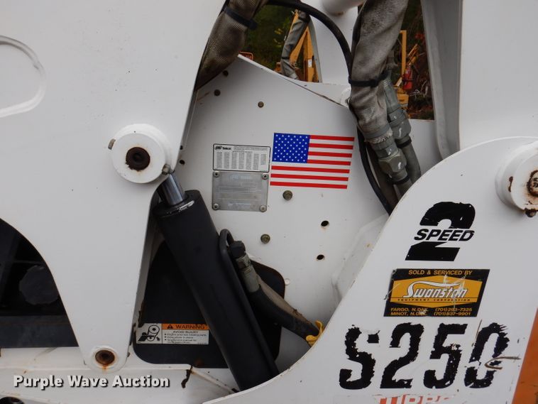 image for item KA9459 2002 Bobcat S250  skid steer loader