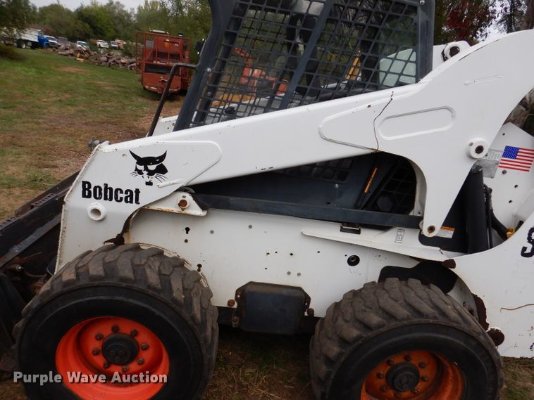 image for item KA9459 2002 Bobcat S250  skid steer loader