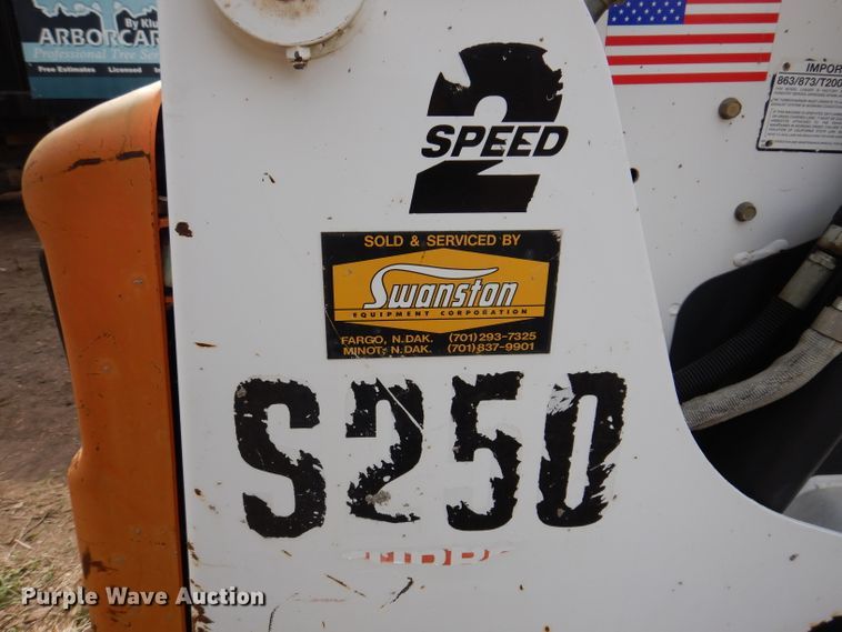 image for item KA9459 2002 Bobcat S250  skid steer loader