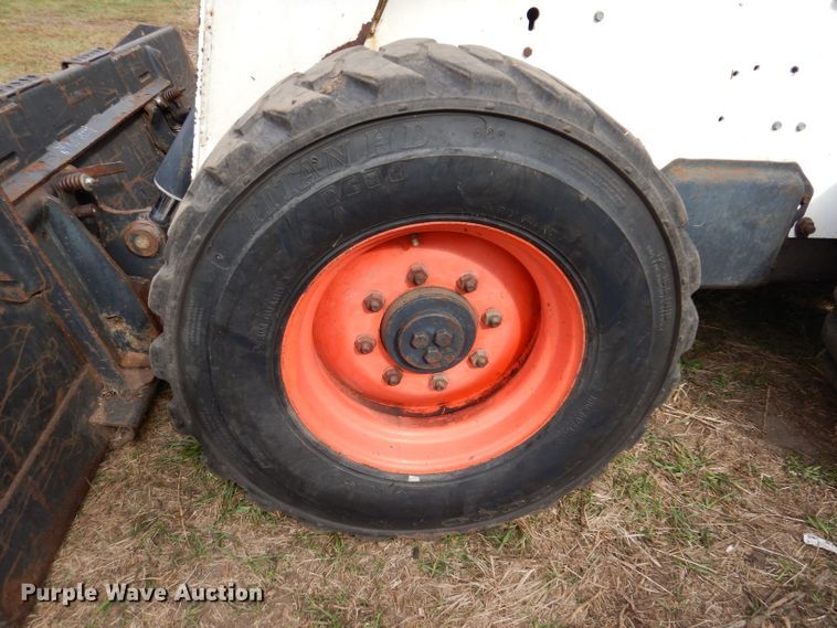 image for item KA9459 2002 Bobcat S250  skid steer loader