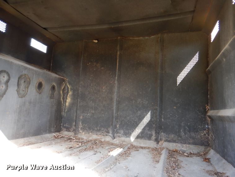 image for item KA9460 2006 GMC C5500  forestry bucket truck