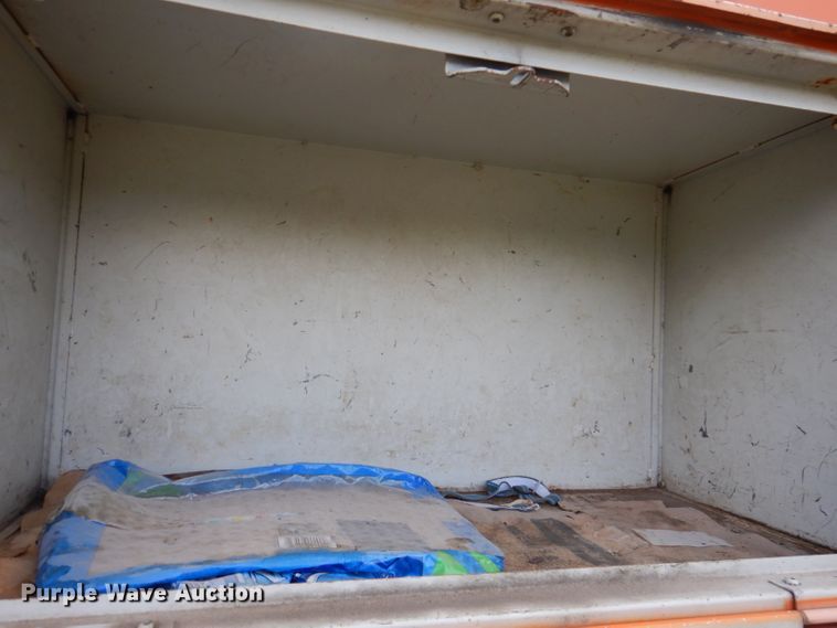 image for item KA9460 2006 GMC C5500  forestry bucket truck