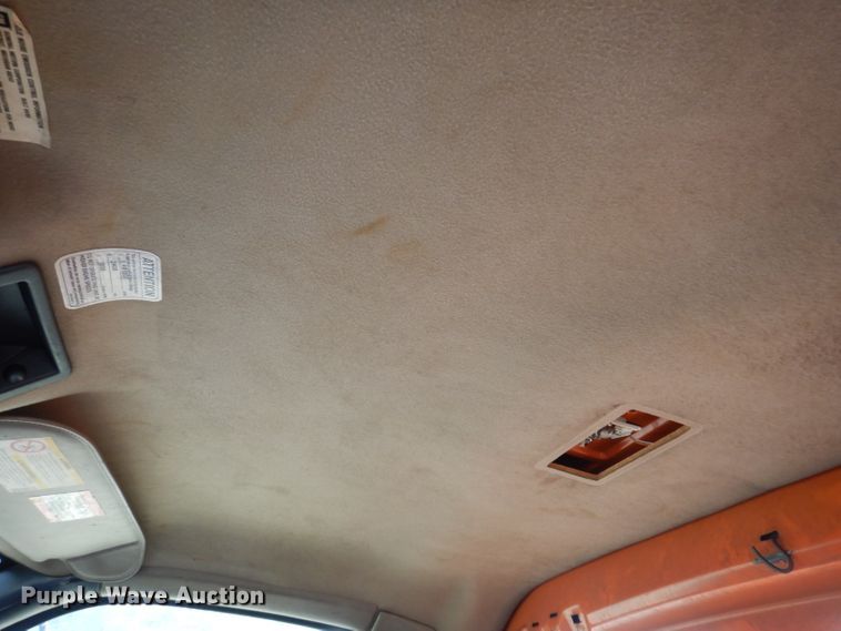 image for item KA9460 2006 GMC C5500  forestry bucket truck