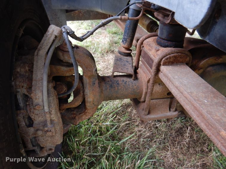 image for item KA9460 2006 GMC C5500  forestry bucket truck