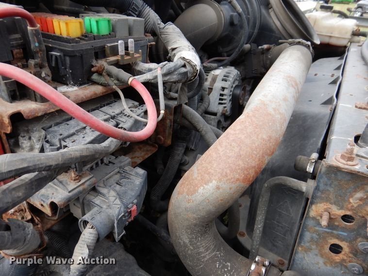 image for item KA9460 2006 GMC C5500  forestry bucket truck