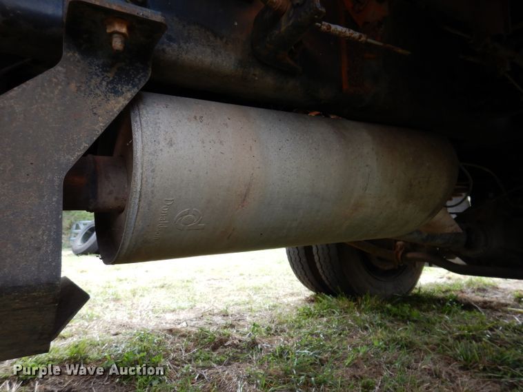 image for item KA9460 2006 GMC C5500  forestry bucket truck