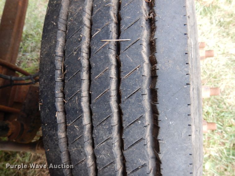 image for item KA9460 2006 GMC C5500  forestry bucket truck