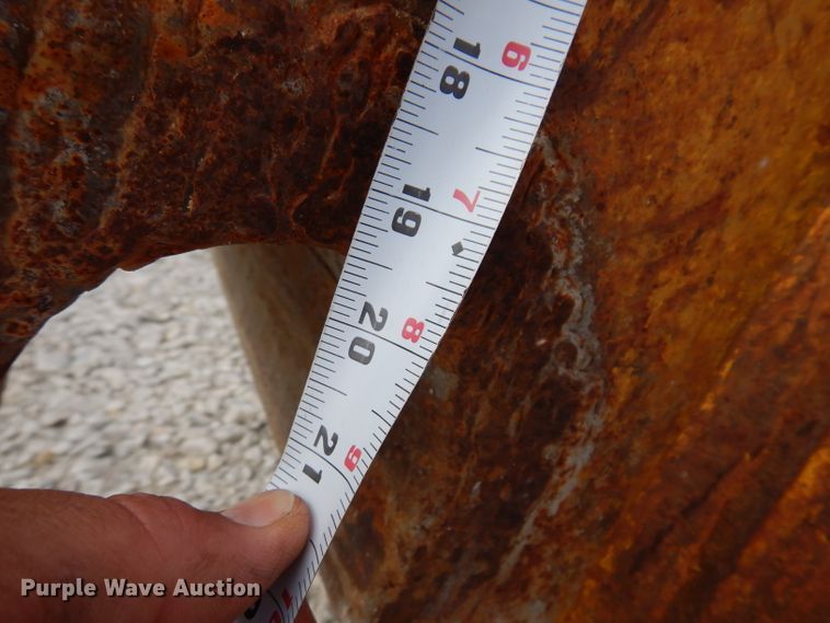 image for item KA9461 1994 Kobelco SK400LC-III  excavator