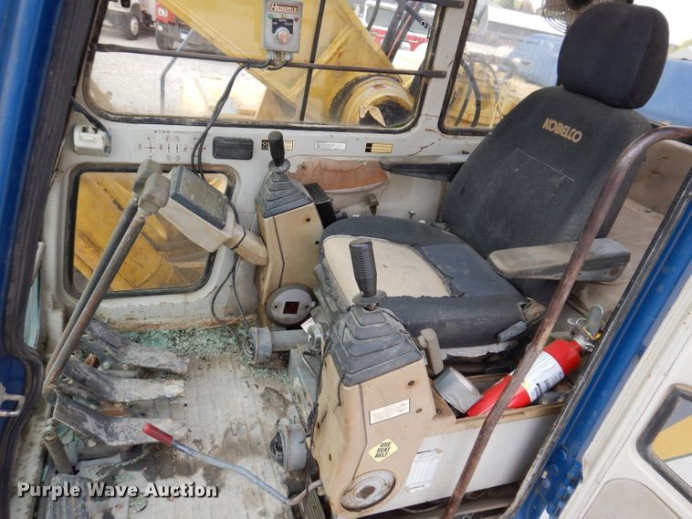 image for item KA9461 1994 Kobelco SK400LC-III  excavator